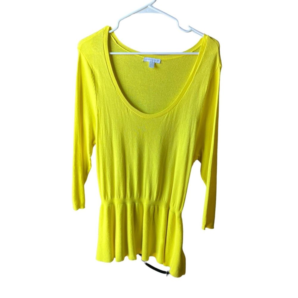 NEW YORK & COMPANY Women's Yellow Sweater XL Long Sleeve Scoop Neck Pullover